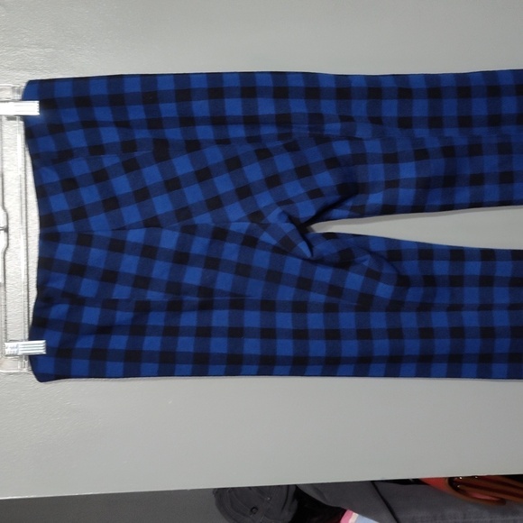 Maeve by Anthropologie. Blue and black plaid pants, super comfy. Size small - Picture 3 of 8